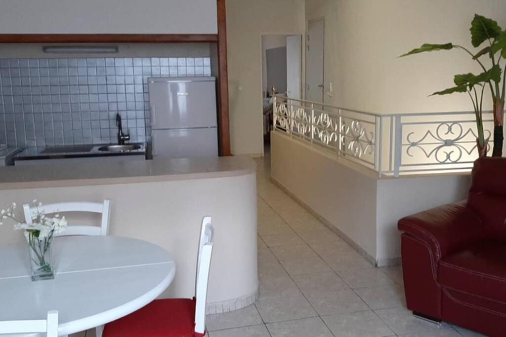 Maison De Village 60M2 Pratique Et Confortable La Palme Екстериор снимка