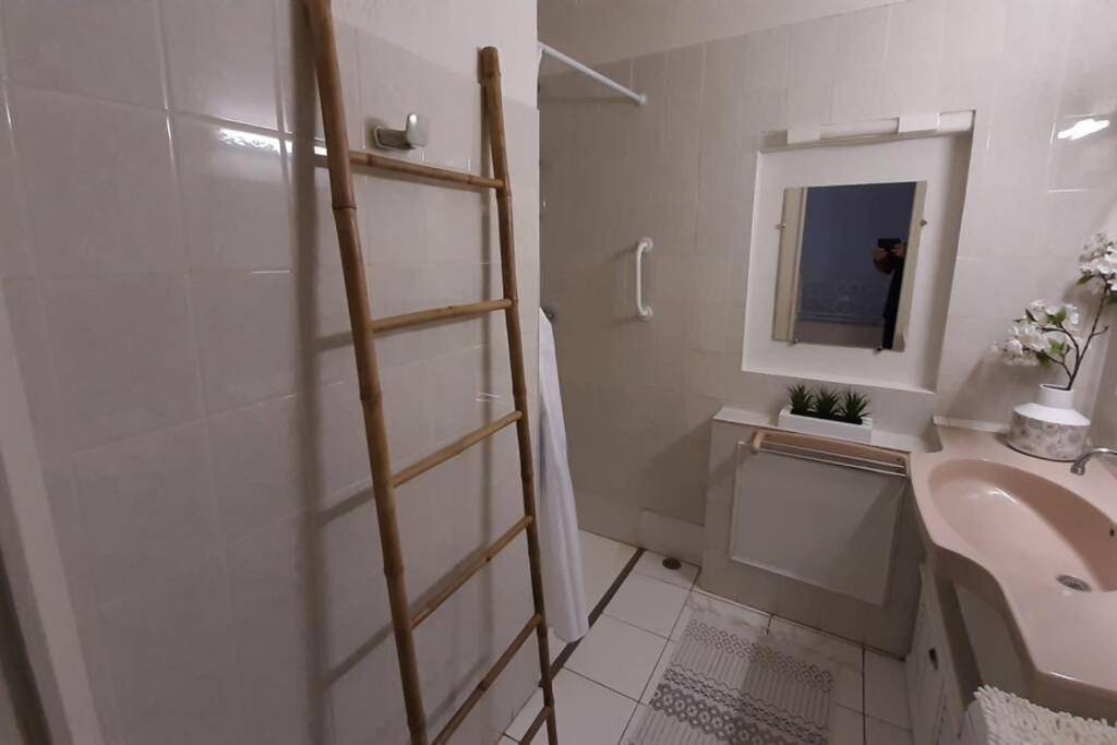 Maison De Village 60M2 Pratique Et Confortable La Palme Екстериор снимка